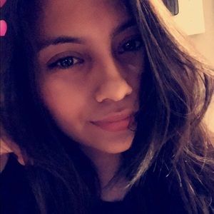 Meet your Posher, Iris